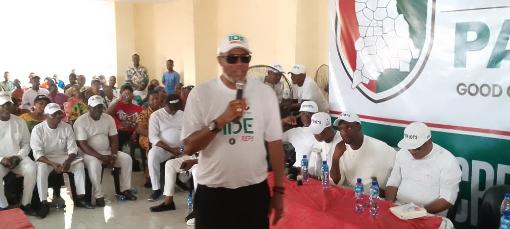 APGA aspirant, Azubuike Ekweozor